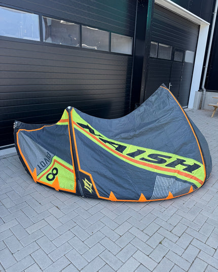 Naish Pivot 8m
