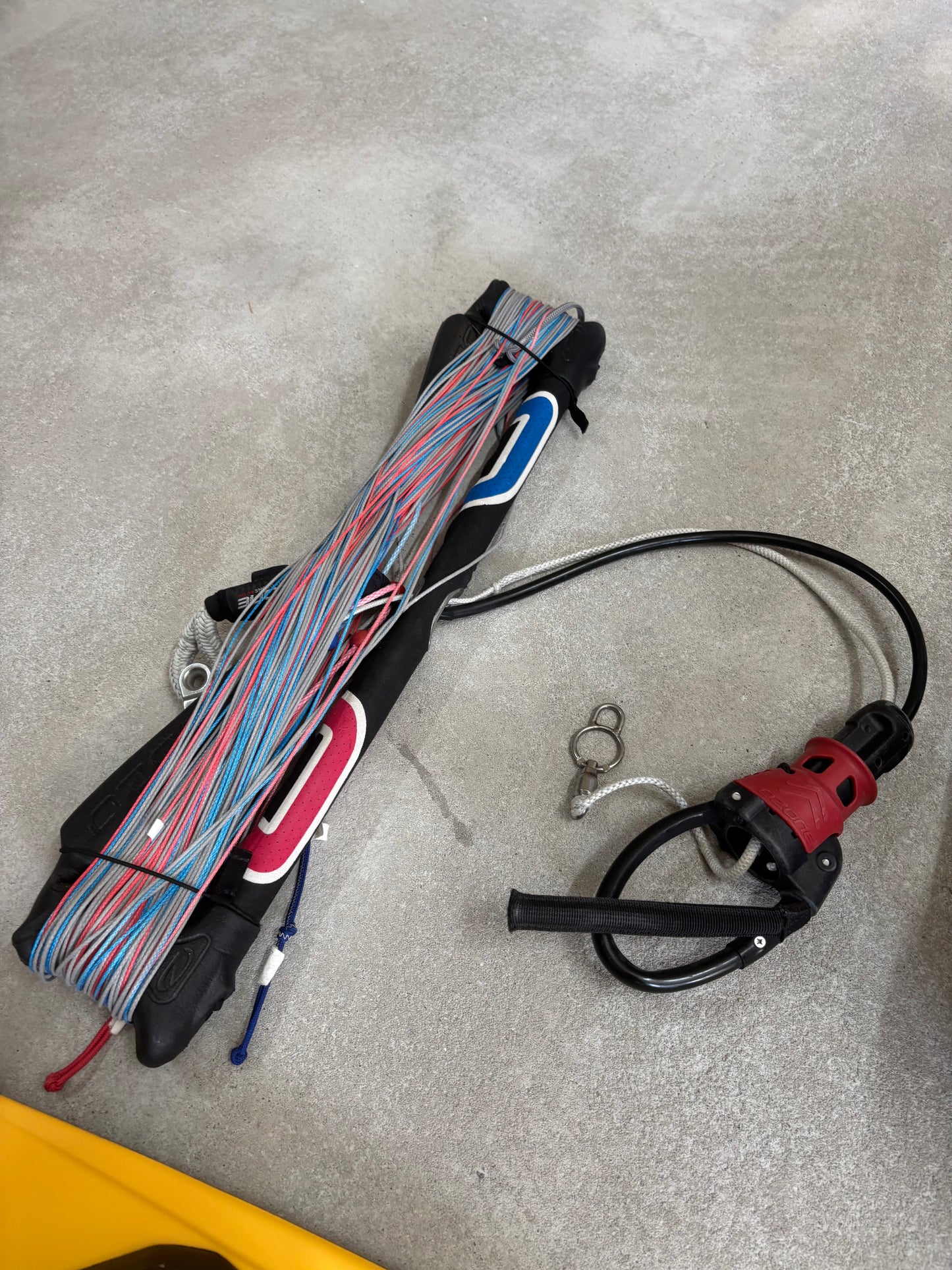 Ozone Enduro 9m + F-One TRAX Carbon 137x42 + Ozone Bar