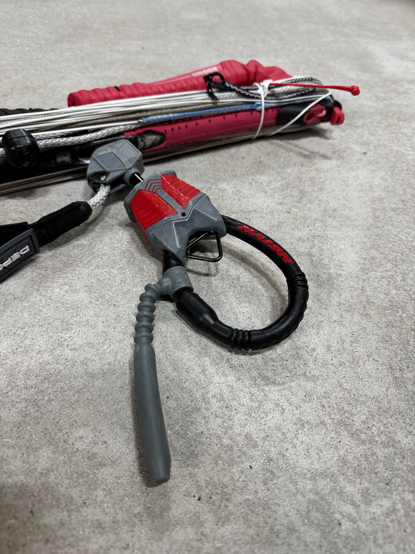 Naish Dash 10m + Brunotti Buster 142x42 + Naish Bar