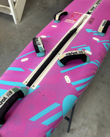 Mistral One Design 372 | Raceboard - 235L
