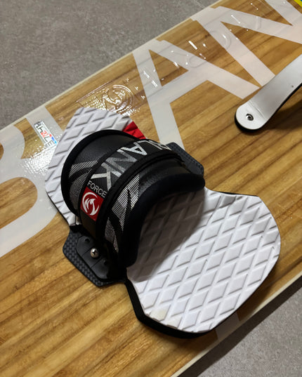Blank Force 137x41.5