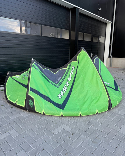 Naish Pivot 9m + Airush Vox 135 + Naish Fusion Bar