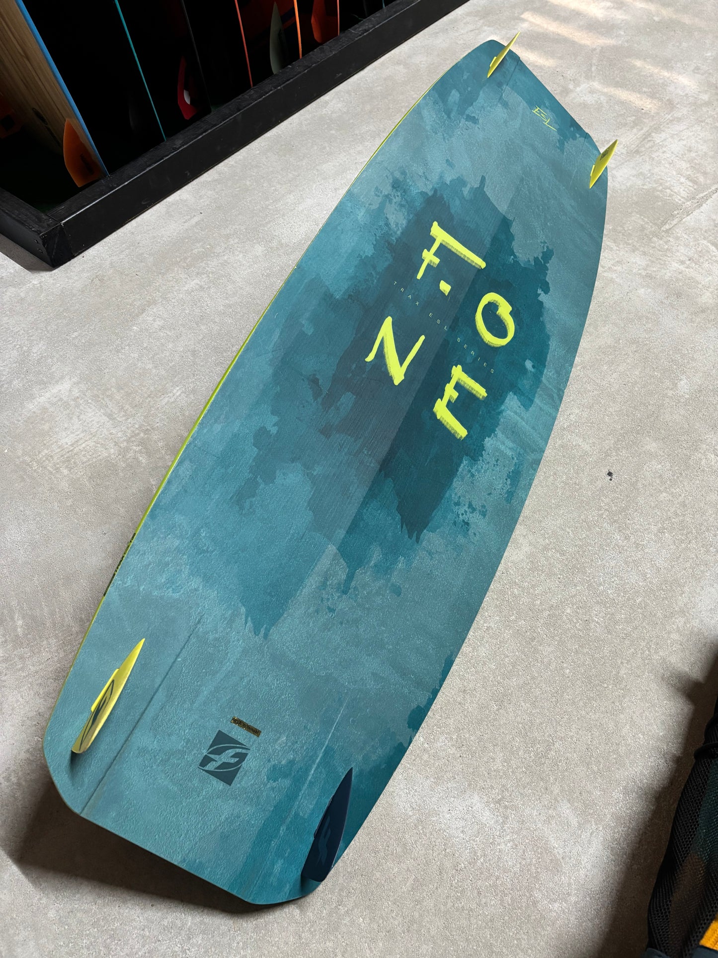 F-One Bandit 8m + F-One Trax 135x42