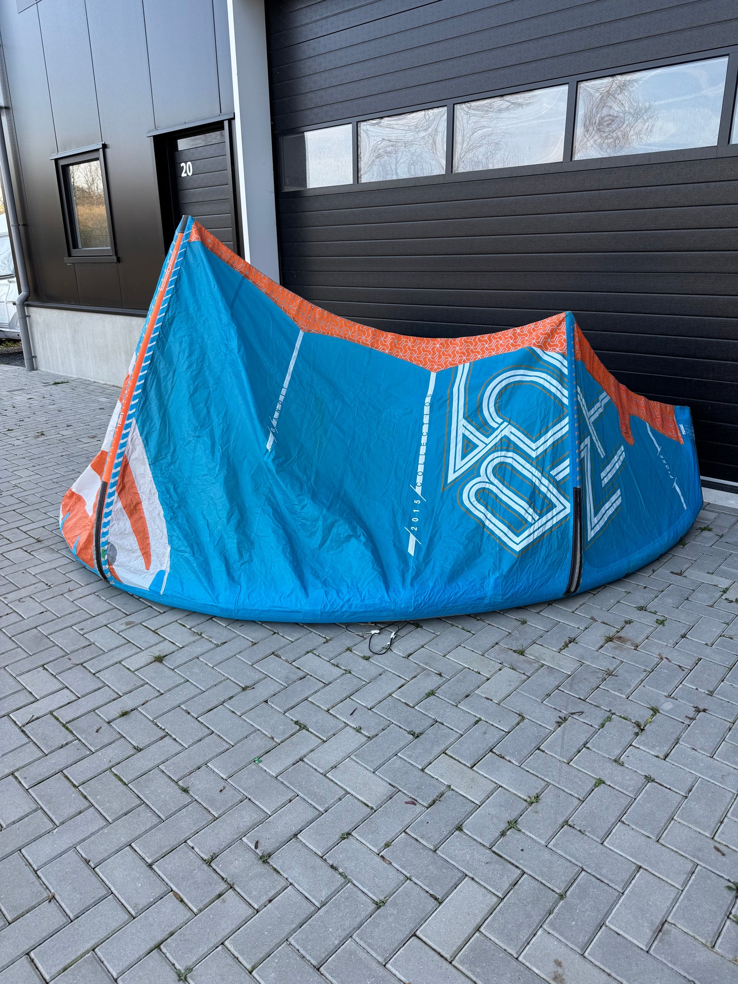 F-One Bandit 10m + Naish Monarch 135x41.5 + F-One Bar