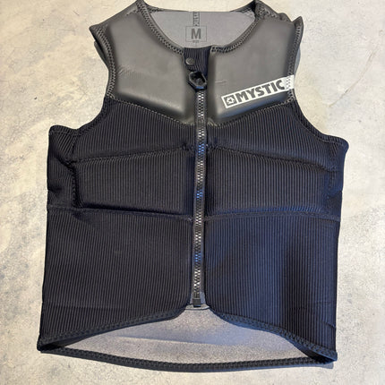 Collection image for: Drijf- & impactvesten Kitesurf