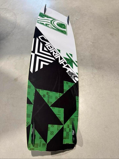 Cabrinha Switchblade 9m + Cabrinha Rival 133x42 +Cabrinha Bar