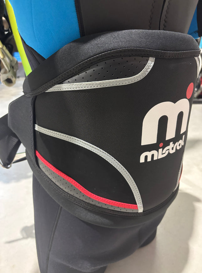 Mistral Heuptrapeze maat M / L / XL/ NIEUW