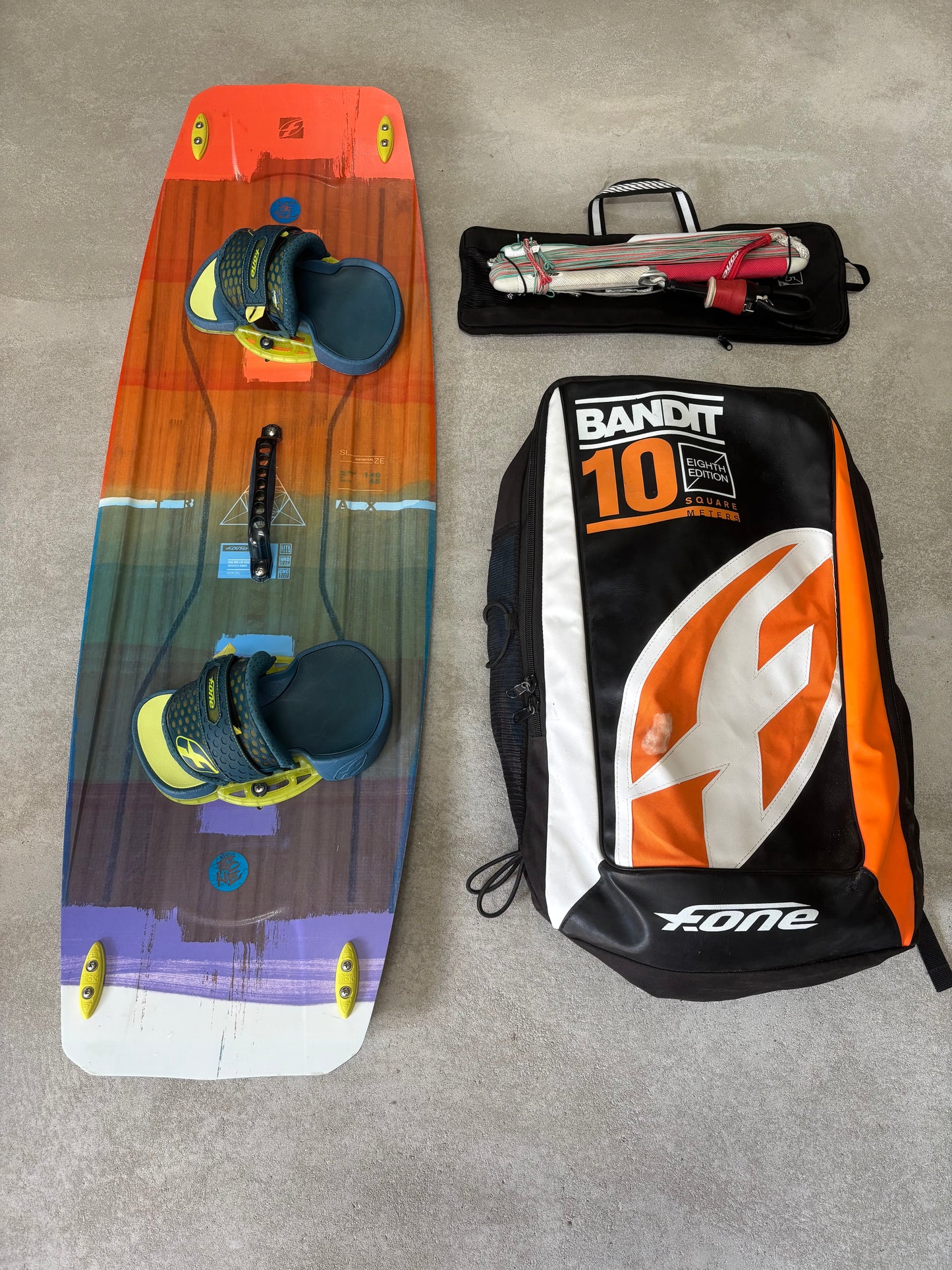 F-One Bandit 10m + F-One TRAX 140x45 + F-One Bar