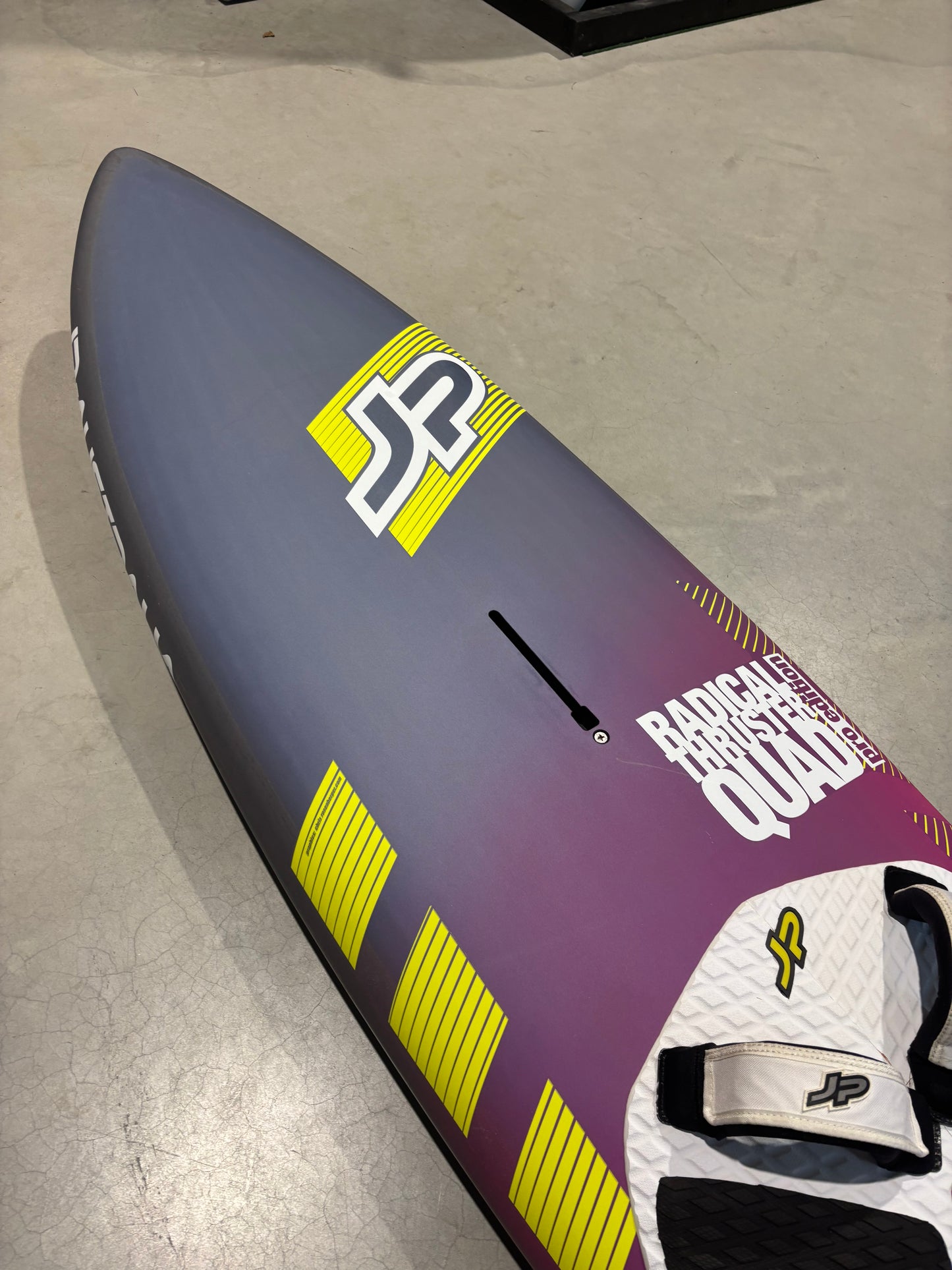 JP Radical Thruster Quad PRO Edition - 94L