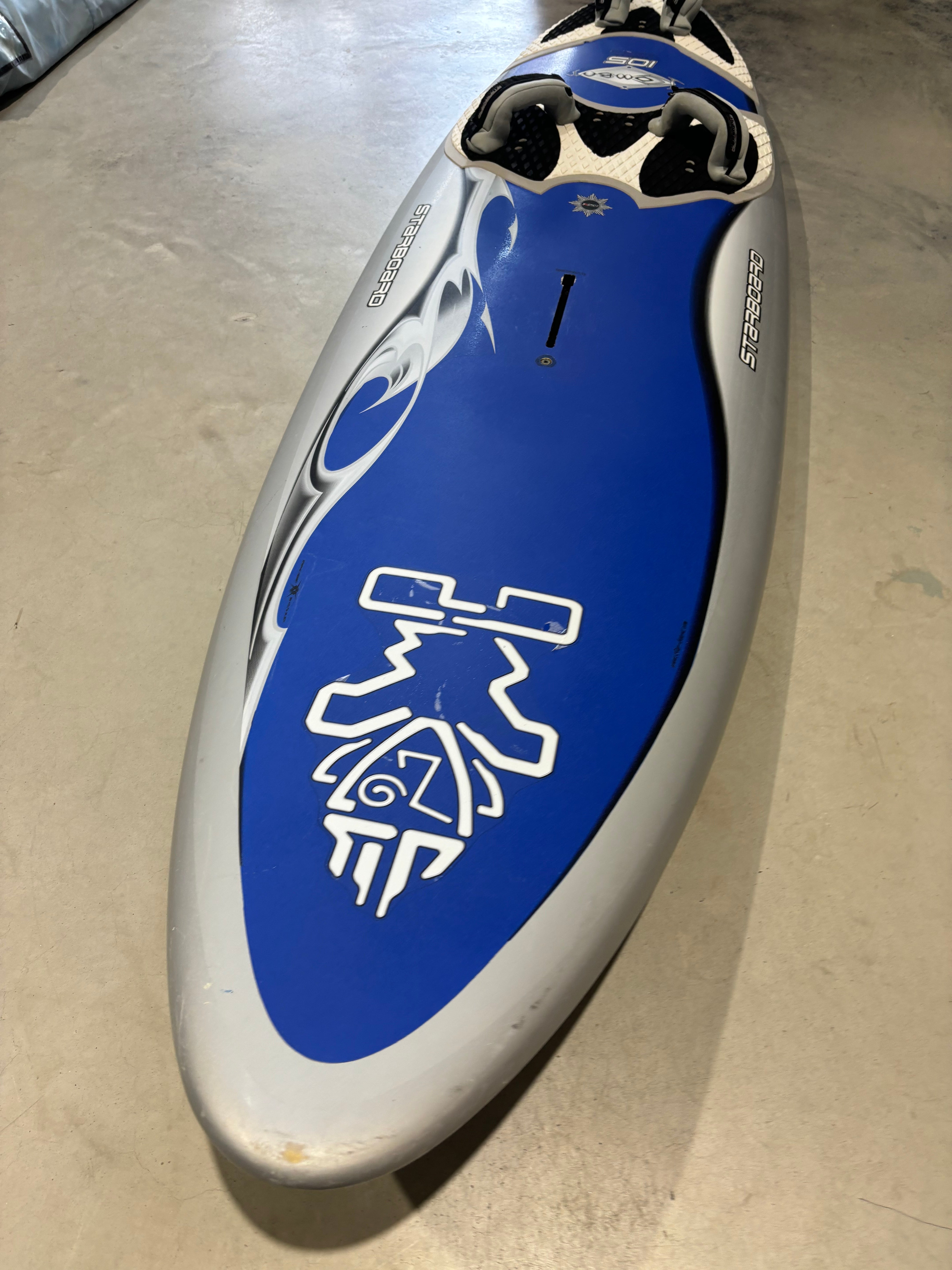 Starboard Kombat 105L DE Surfloods starboard-kombat-105l-de-surfloods
