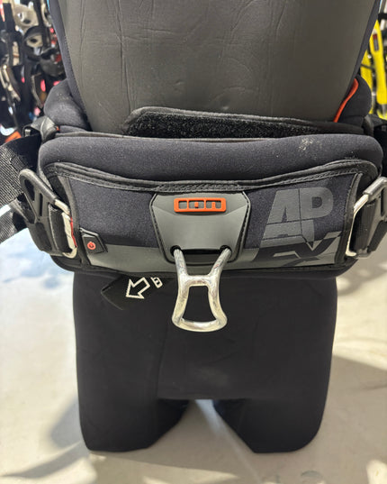 ION Apex Heuptrapeze maat M