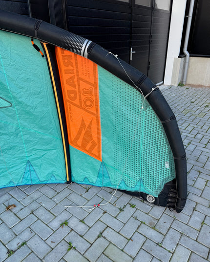 Naish Triad 10m + Brunotti Dimension 139x41 + Naish ATB 55 Bar