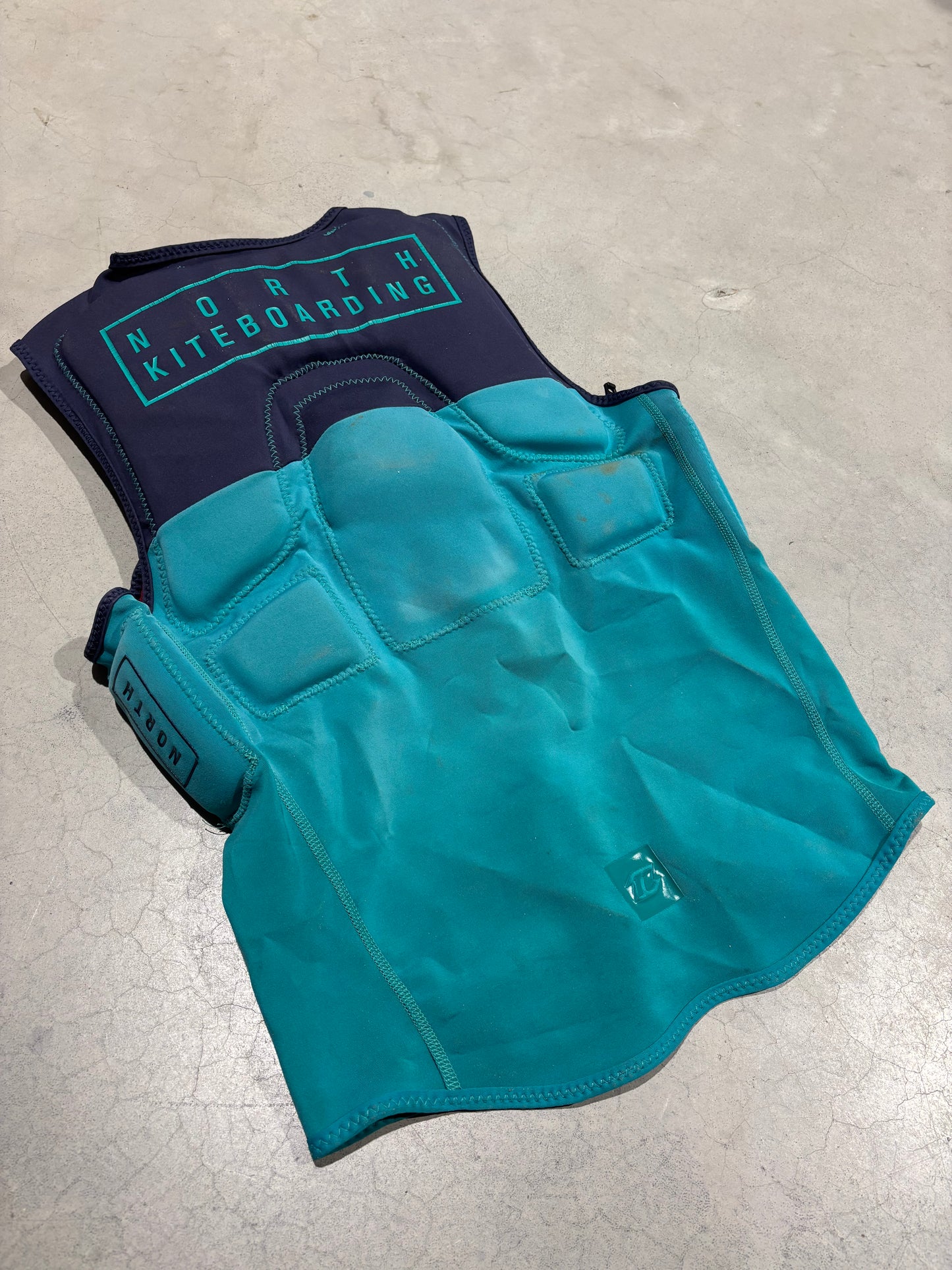 North Impact Vest maat M