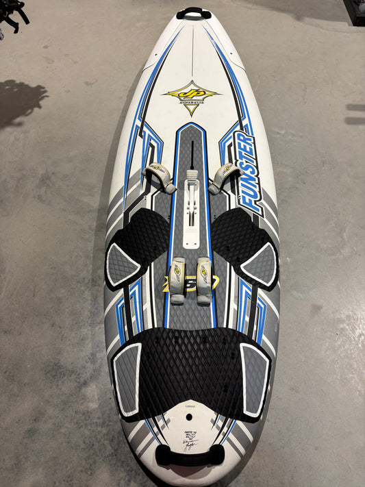 JP Funster - 160L