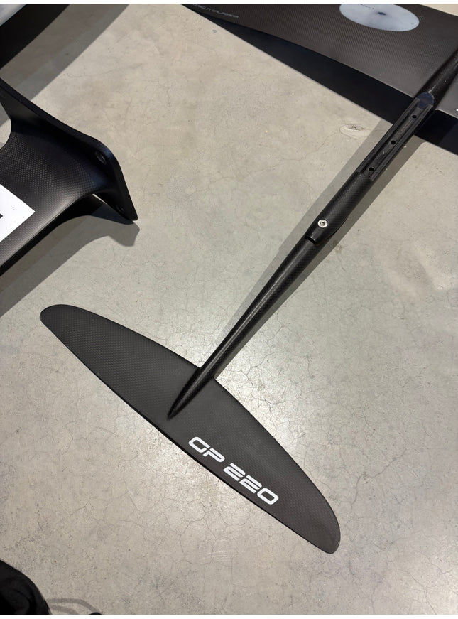 Naish Hover Ascend 6’2 - 122L + F4 GP 1450 Foil + Cabrinha Crosswing X3 6.0m