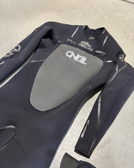 O’Neill Mutant 5/4mm + Hood