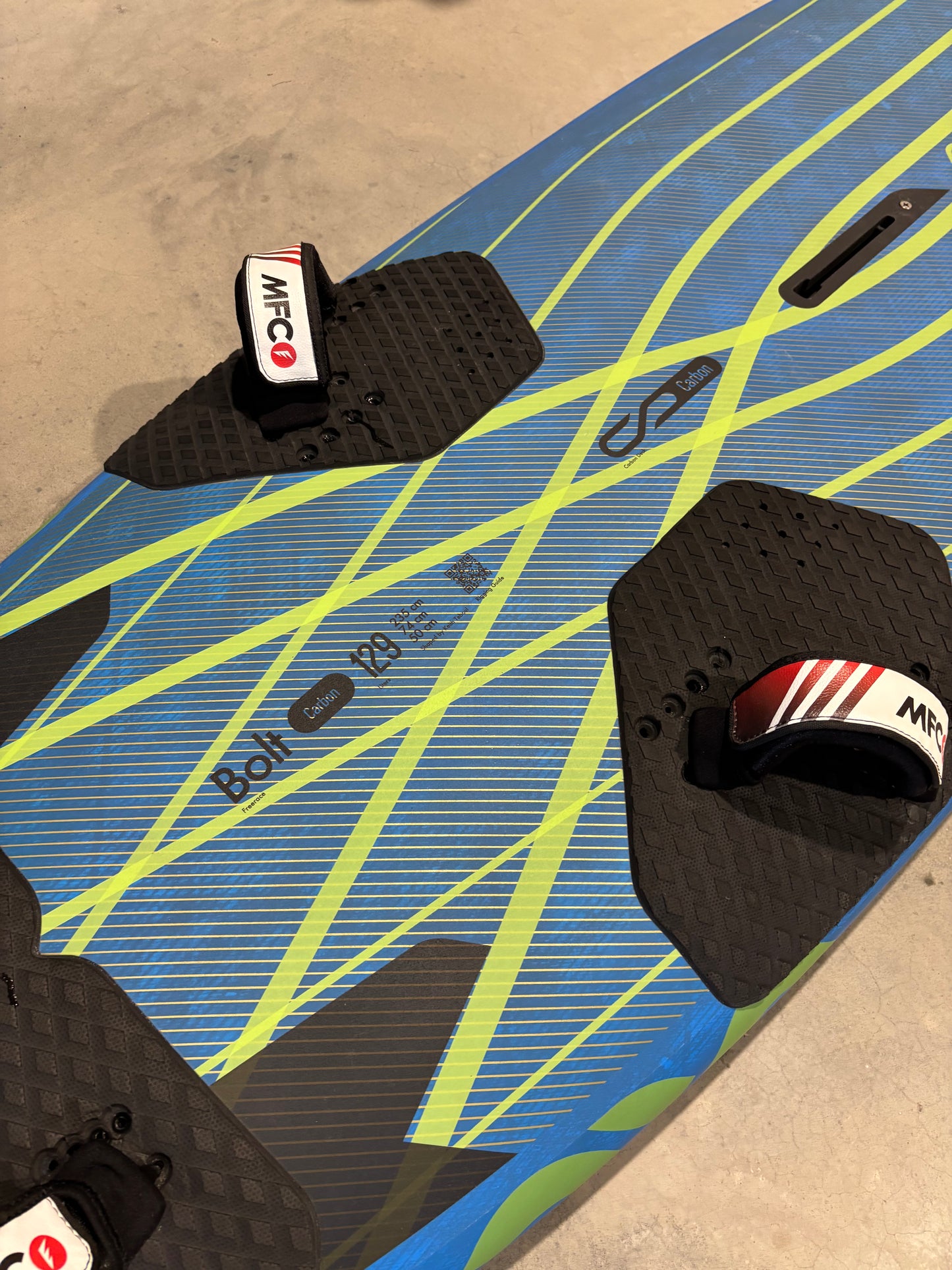 Goya Bolt 4 Carbon - 129L