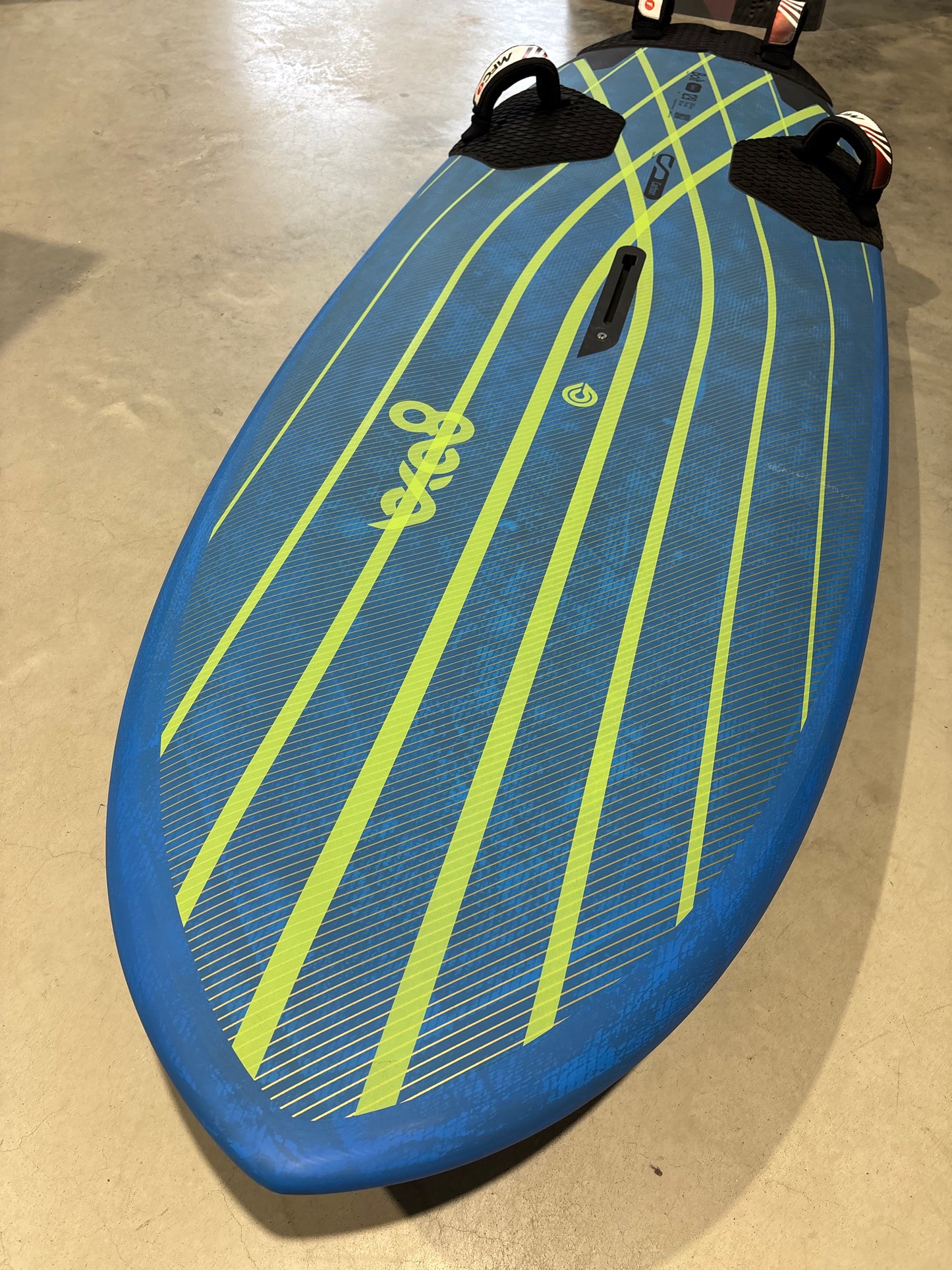 Goya Bolt 4 Carbon - 129L