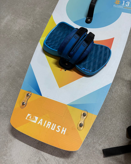 Naish Pivot 9m + Airush Vox 135 + Naish Fusion Bar