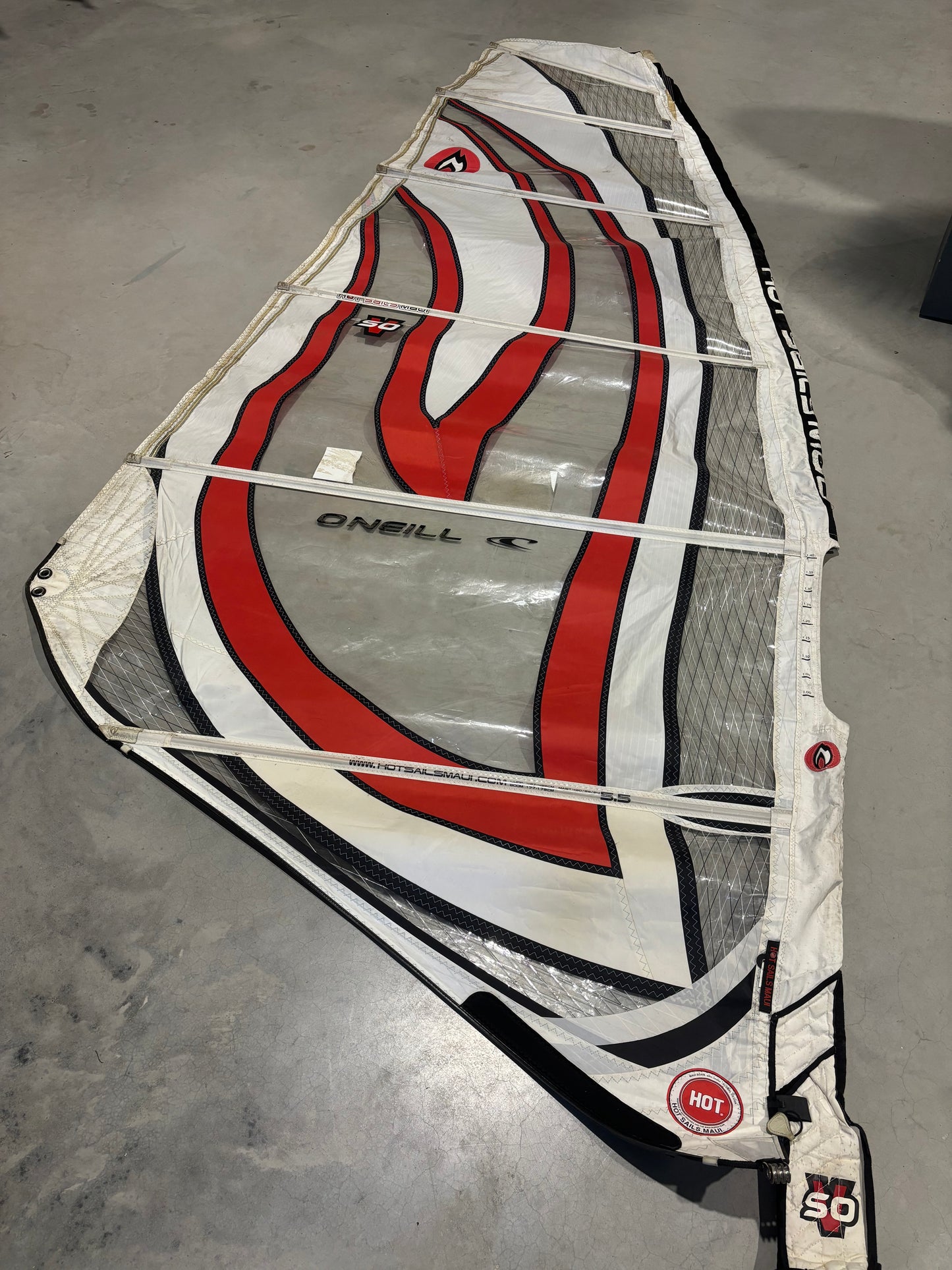 Hot Sails S.O 5.5