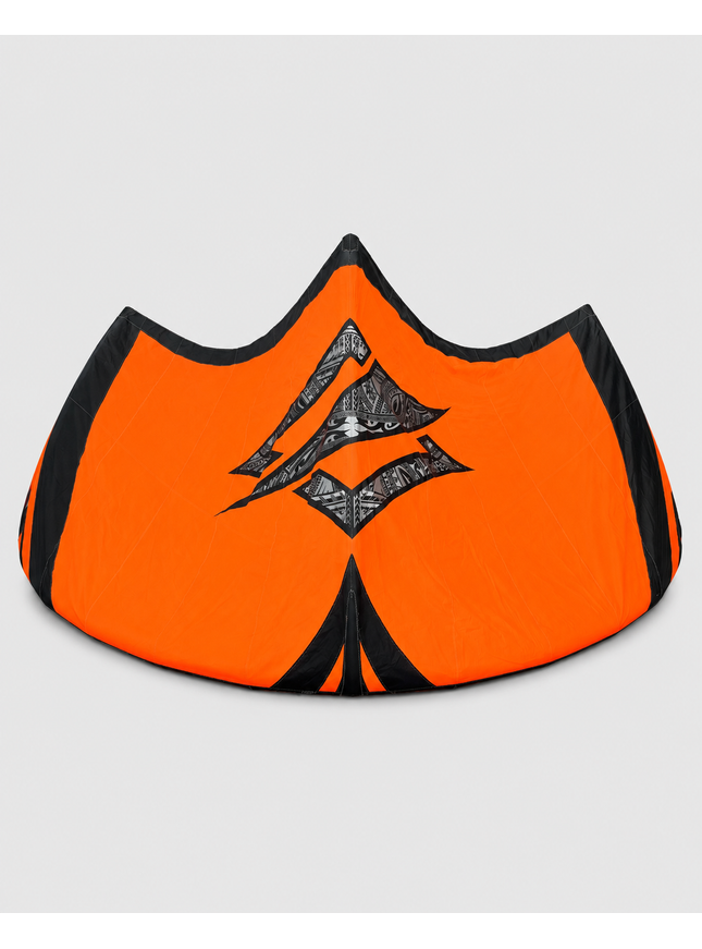 Naish Pivot S26 8m