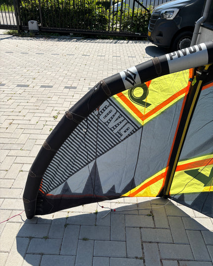 Naish Pivot 6m