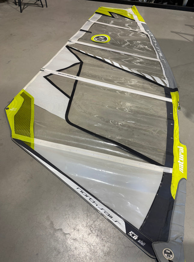 North Sails Natural 5.8 + North Sails Red 430 SDM C35