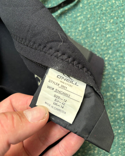 O’Neill Reactor Shorty Dames maat 42
