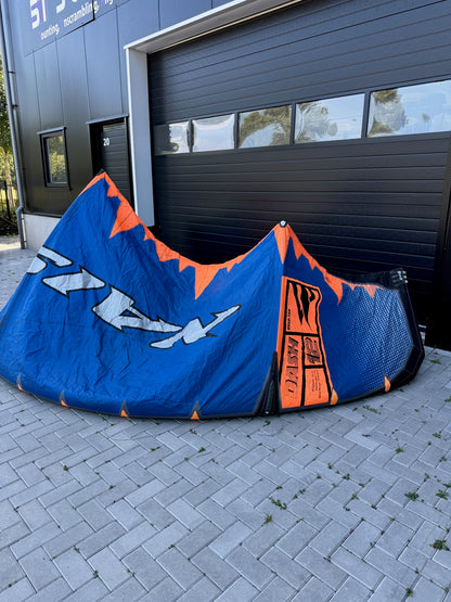 Naish Dash 12m + Brunotti Buster 142x42 + Eleveight Bar