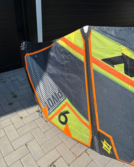 Naish Pivot 6m