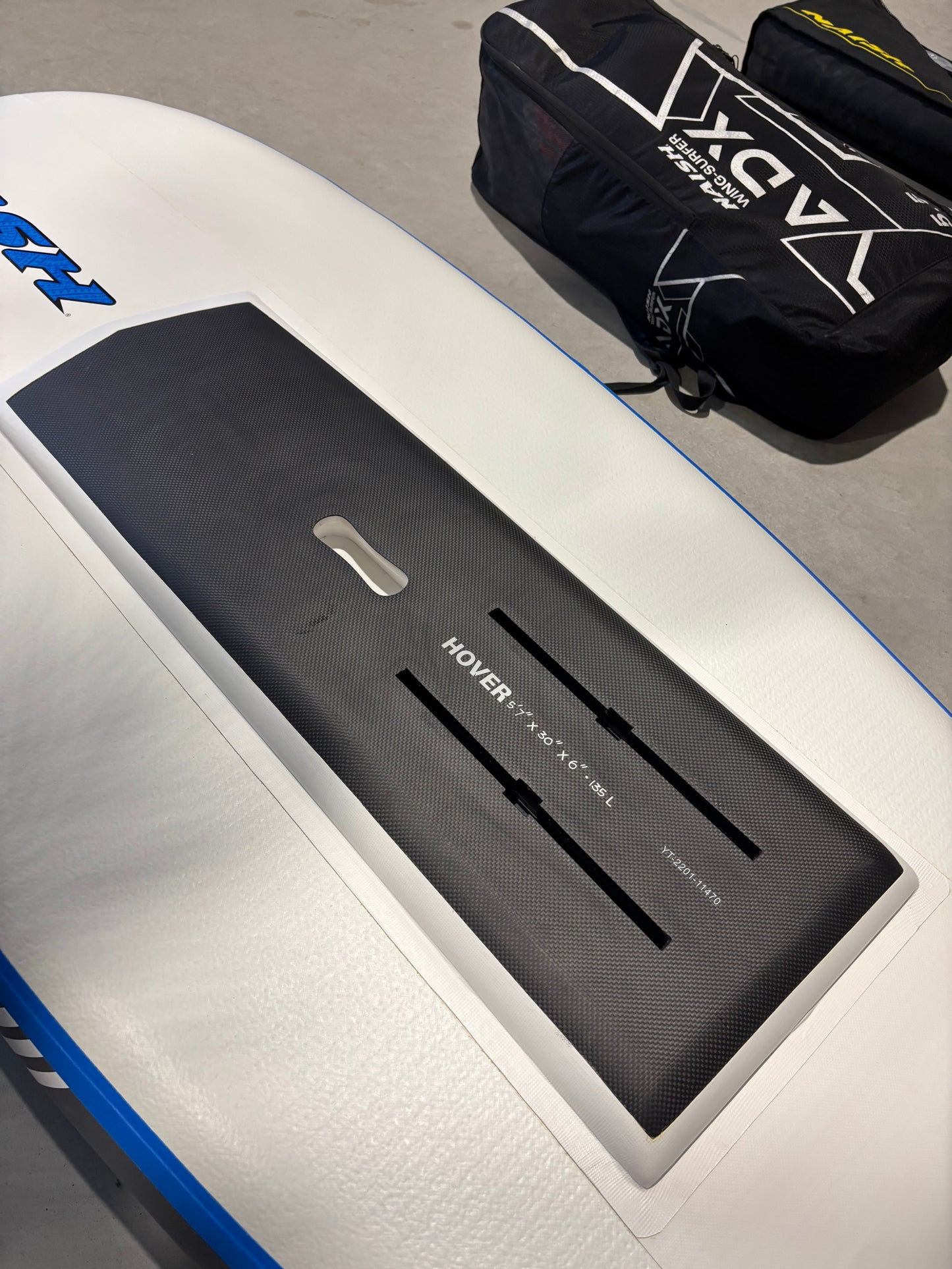 Complete Wingfoil set | Naish Hover 5’7/135L + Naish Foil + Naish ADX 5.5 (2)