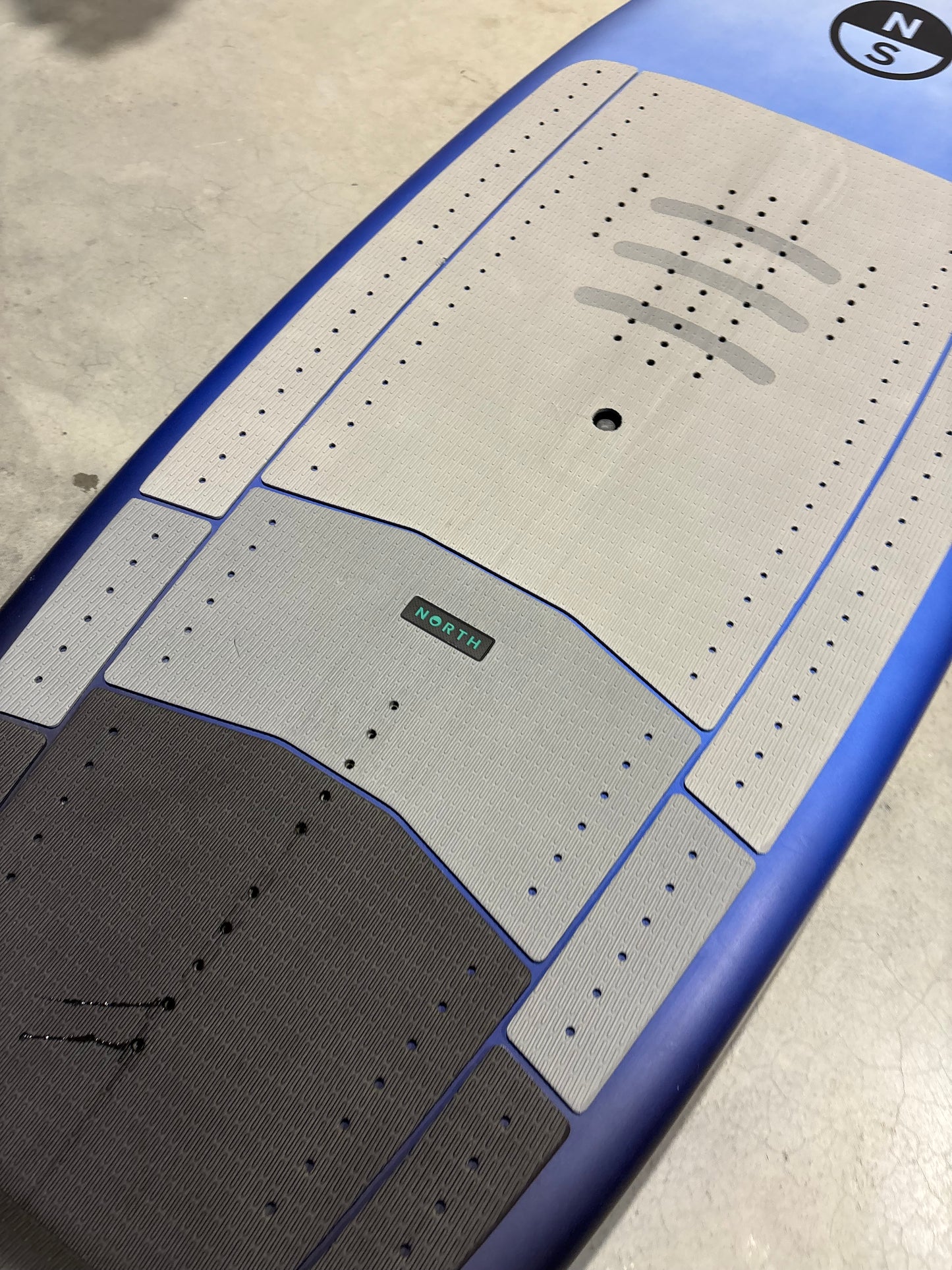 North Seek Foil Board 2025 5’3 - 88L