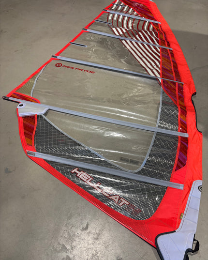 Neilpryde Hellcat 5.2 + Arrows 370 SDM C80