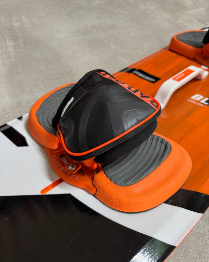 Cabrinha Moto 9m + RRD Bliss V5 135x39 + Cabrinha Bar