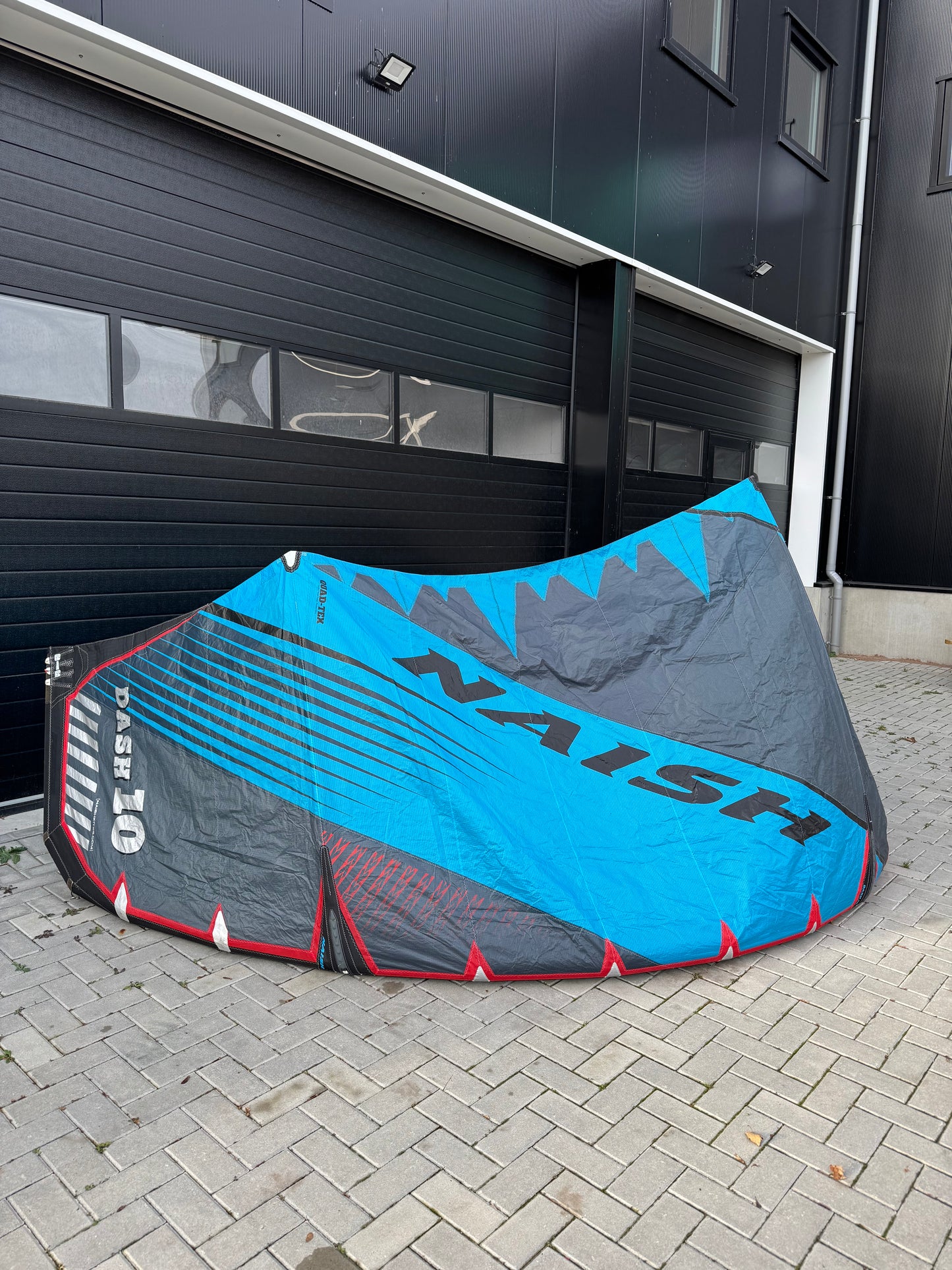 Naish Dash 10m + Brunotti Buster 142x42 + Naish Bar