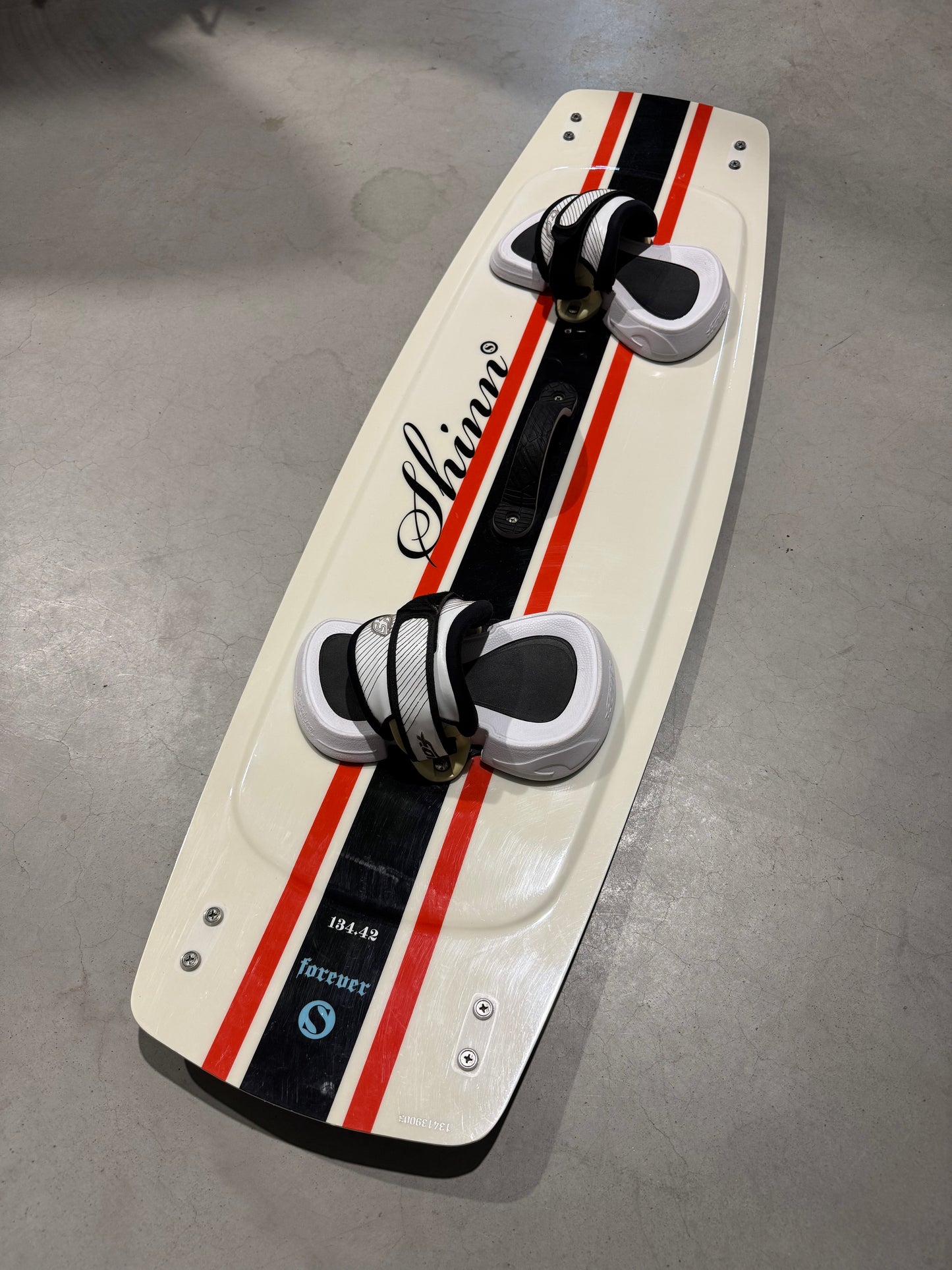 F-one Bandit 10m + Shinn Forever 134x42 + F-one Bar