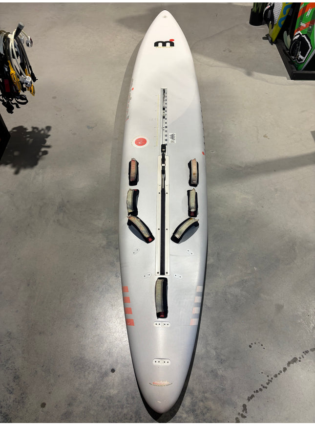 Mistral One Design 372 - 235L
