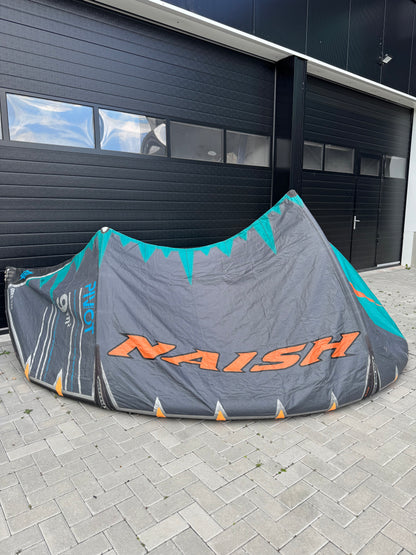 Naish Pivot 9m + Naish Monarch 132x41 + Naish Bar