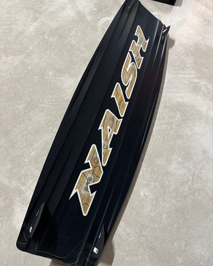 Naish Monarch 138x42 • Nieuwe Apex bindingen