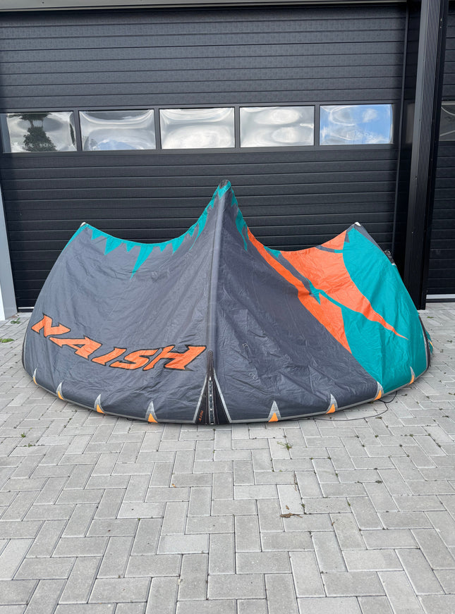 Naish Pivot 9m